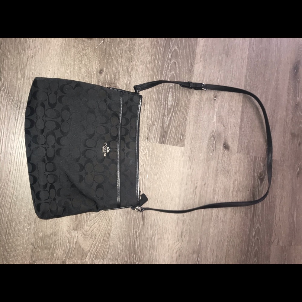 Coach crossbody purse
